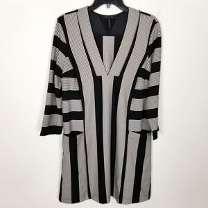 BCBGMAXAZRIA Women Striped Mini Shift Dress Sz M Black Gray Retro Party